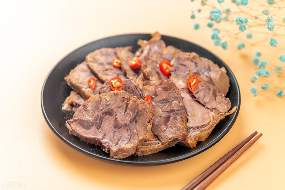 同样是牛肉，如果生牛肉和熟牛肉都是38元一斤，应该怎么选？