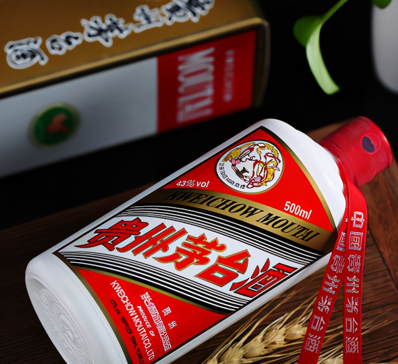 酒问｜茅台酒如何分辨真假？你需要掌握这几个技巧，特别是这个“暗记”