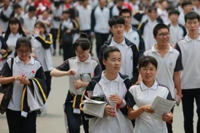 河北2所“野鸡大学”被批，毕业证没有含金量，如同废纸一张