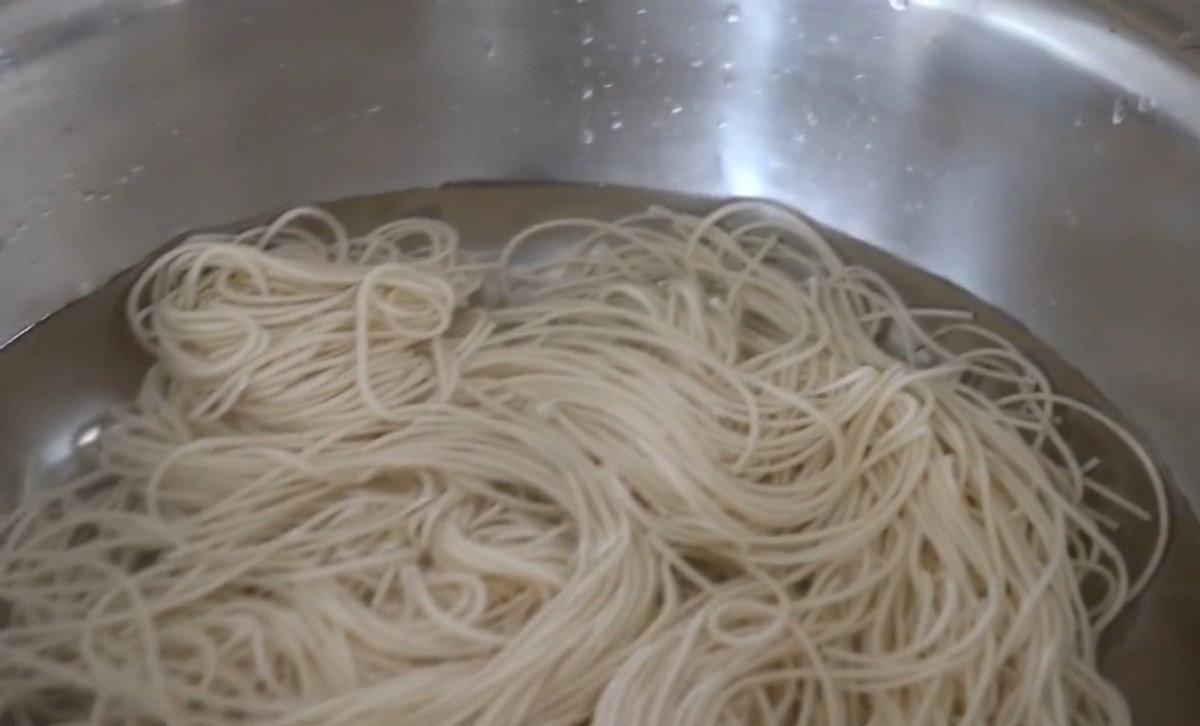 面条学会这样做，我家一周吃8次，美味又解馋，一次一大盘不够吃