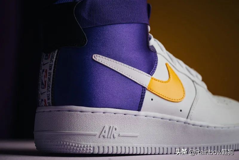 为什么nba2k13球鞋(湖人粉丝真的太难了,紫金配色鞋款为何双双天价?