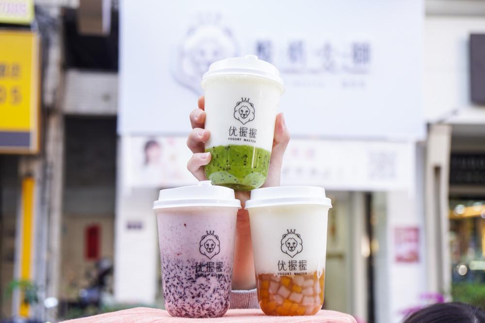 女孩最喜欢的4种酸奶，安慕希并非人气最高的，最后一种总卖断货