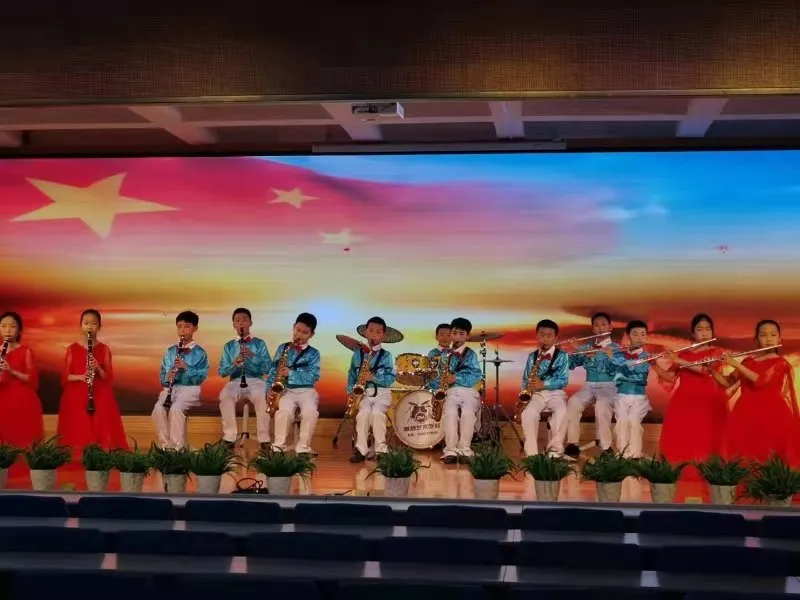 南阳市实验学校管乐团登上了省级舞台