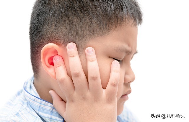 婴儿耳朵发炎症状(宝宝出现中耳炎会有什么症状) - 乐宝宝贝