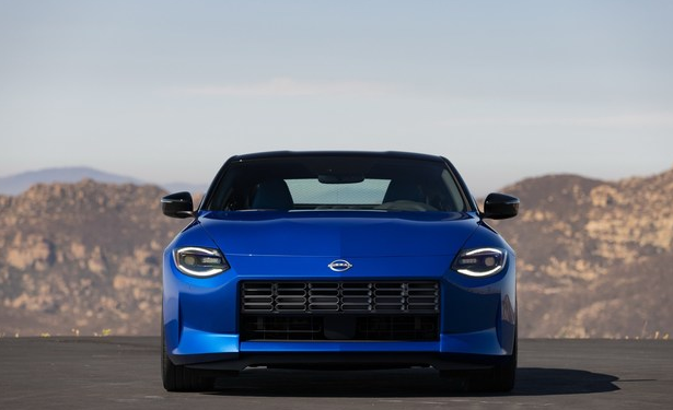 “完美代步车”，3.0T V6折合仅26万，日产Fairlady Z发布