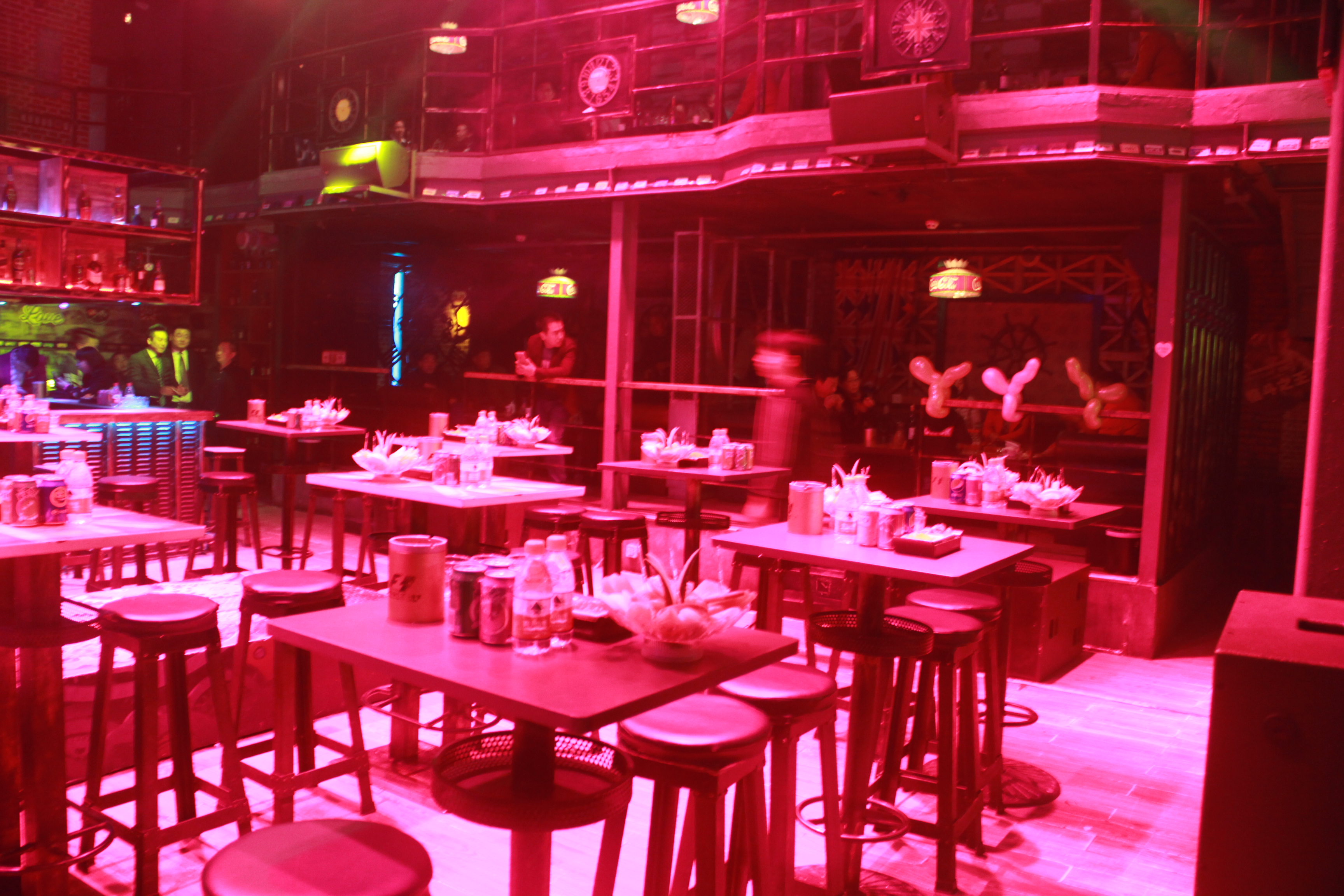 SUPER PLAY主题酒吧优价转让