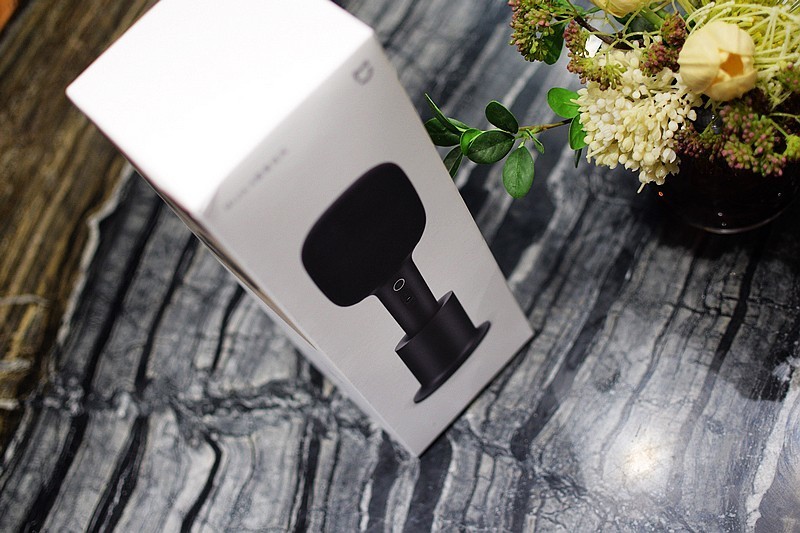 录歌听歌K歌一麦搞定 MIJIA K歌麦克风