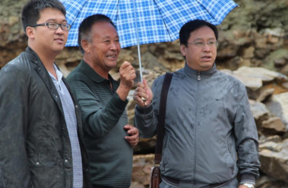 乡镇公务员将集体涨工资，县城公务员羡慕不来，你愿意报考吗