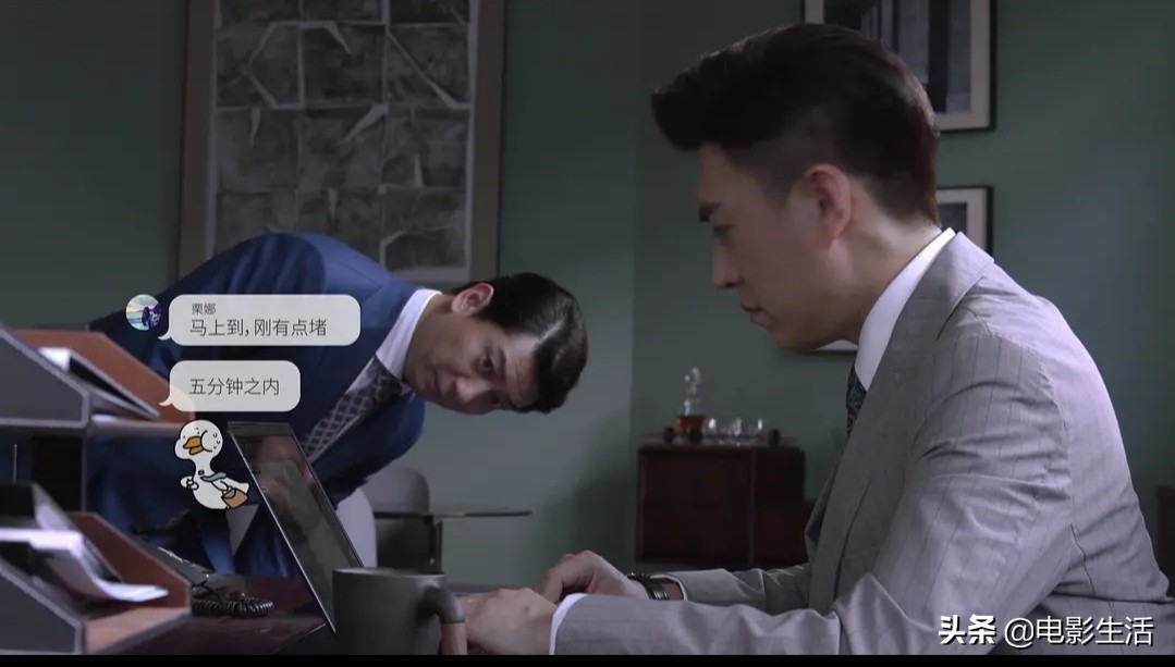 《精英律师》靳东被批摆造型、凹人设演，仅1集就暴露出各种问题