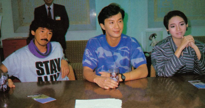 演唱会坠台,半聋18年,74岁翻红,铁肺歌王林子祥经历了什么?