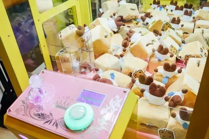 东方影都茂“光影市集”即将开业，自媒体探店先睹为快，福利等你拿