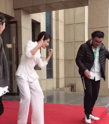 “华为小公主”的一支舞，暴露娱乐圈多少明星的尴尬