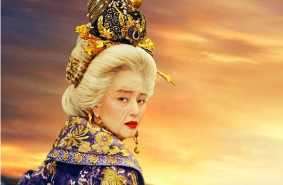 村民在石缝捡到宝贝，文物贩子开出5万高价，足以买套四合院