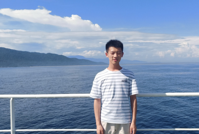 颜值与实力兼备！开学之际，东北这所高校新生收到一份