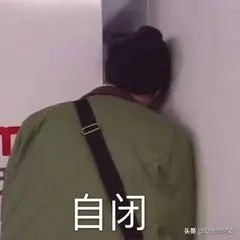 装修了2套房子，才发现客厅越小越要注意这件事