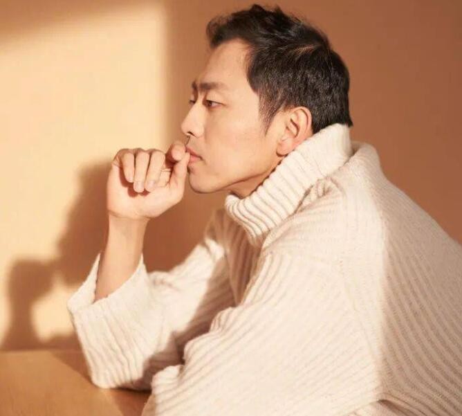 清华毕业生王昱珩，不上班在家中做自由职业，与女儿惬意生活