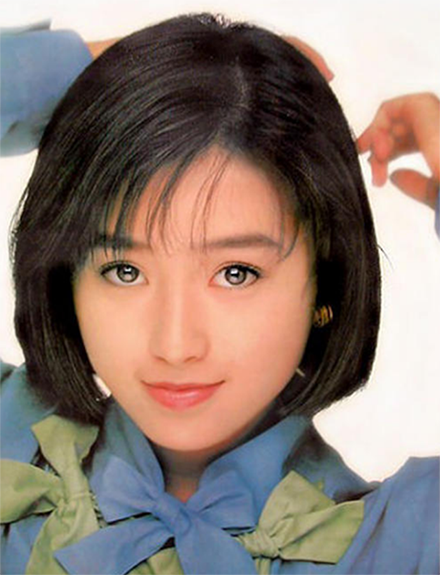 酒井法子：从人见人爱到国际乞丐，她是如何步步走向堕落的？