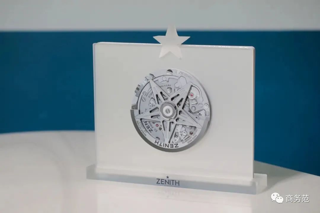 2021新年礼物图片（2021年的第一份礼物图片）