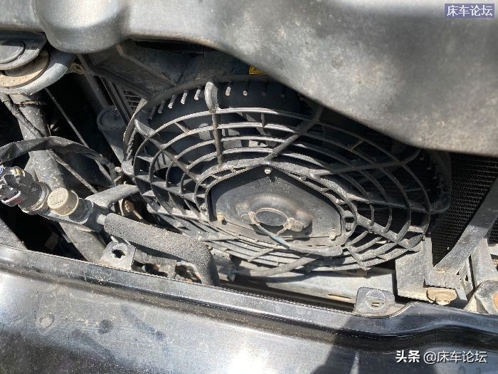 我的12v床車並聯駐車空調