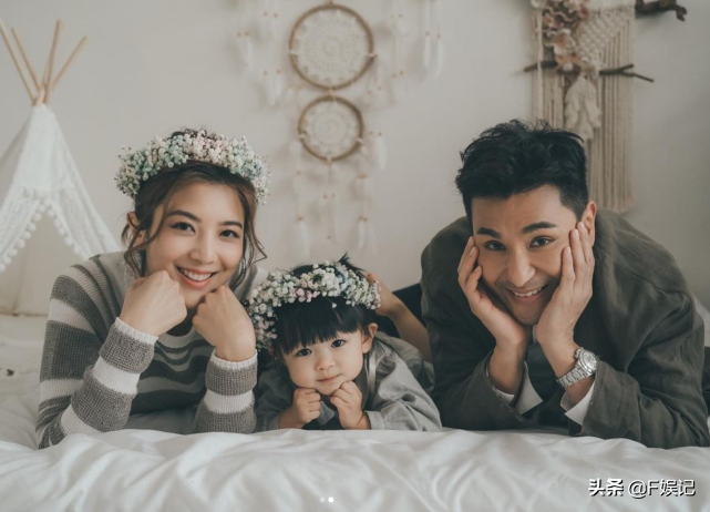 TVB视帝陈展鹏为让女儿开心 发挥精湛演技装作给女儿欺负得很惨