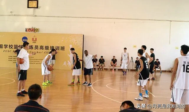 CBA\x20直播(追根溯源：中国篮球青训的问题到底在哪！)