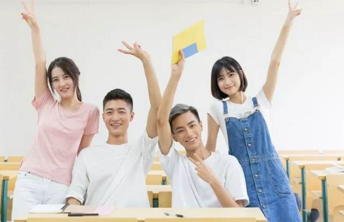 “大学”和“学院”之间的差距，可不是一星半点，别等毕业才知道