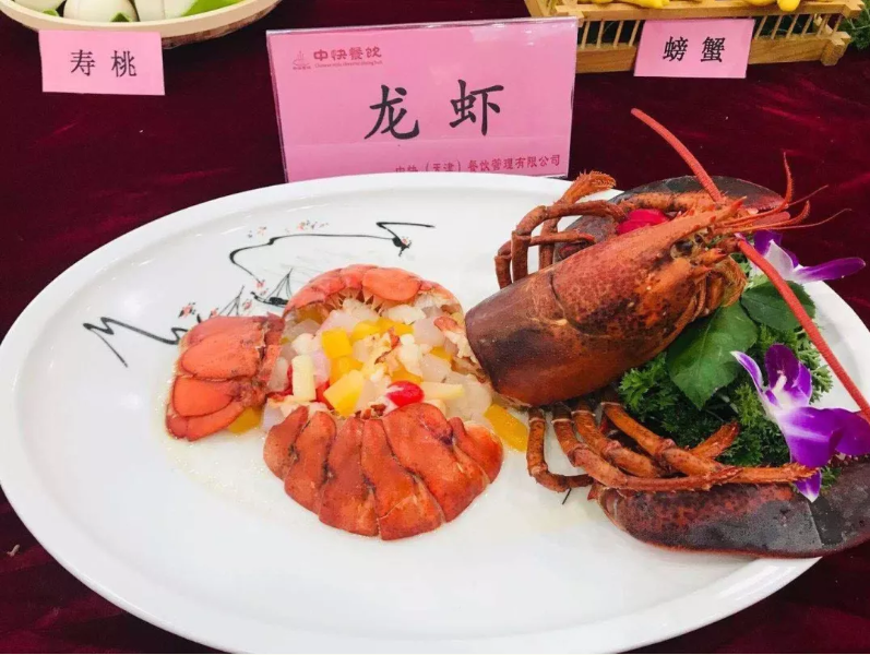 揭秘国内“饭最好吃”大学：坐拥11个食堂，装潢高级，鲍鱼、龙虾免费吃！