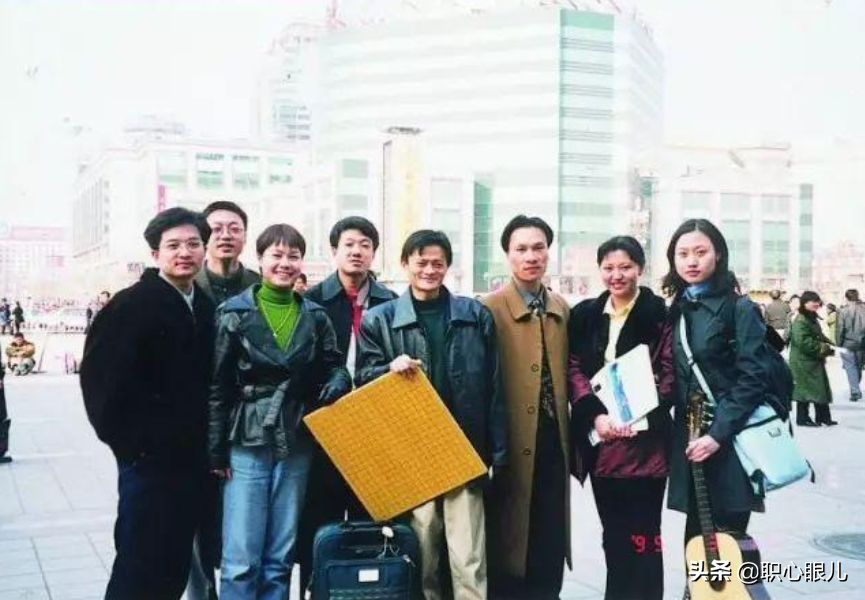 做淘宝狂赚千亿，却被马云辞退，今借拼多多王者归来，孙彤宇凭啥