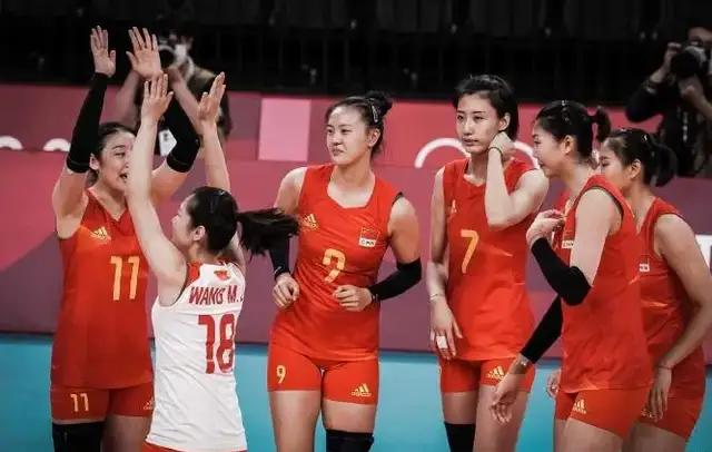 奥运赛场见真章：中国女排与意大利激战后的反思与成长