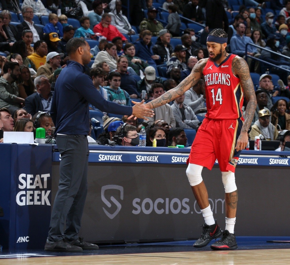 为什么nba运动员小腿干瘦(小腿太干被吐槽，杜兰特破防，死神就该长这样，总不能像锡安吧？)