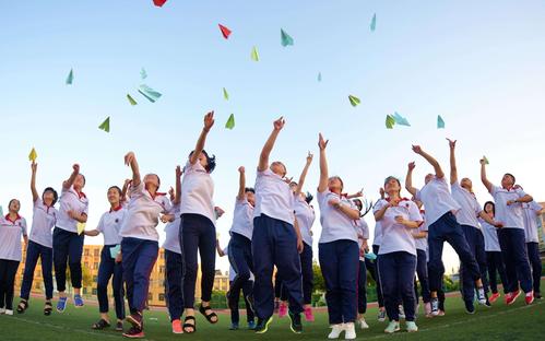 22年高考生的“坏消息”，考试难度或有提升，部分考生难上本科线