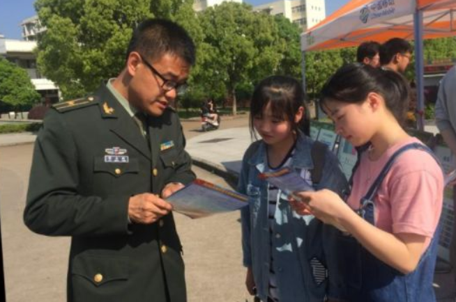 大学生参军入伍，退伍证的10大用处，想参军要提前了解