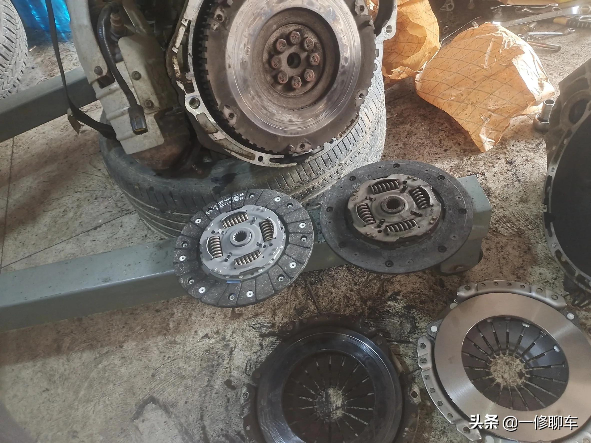 手动挡汽车离合器片多久换一次？怎么判断是否损坏？费用要多少？
