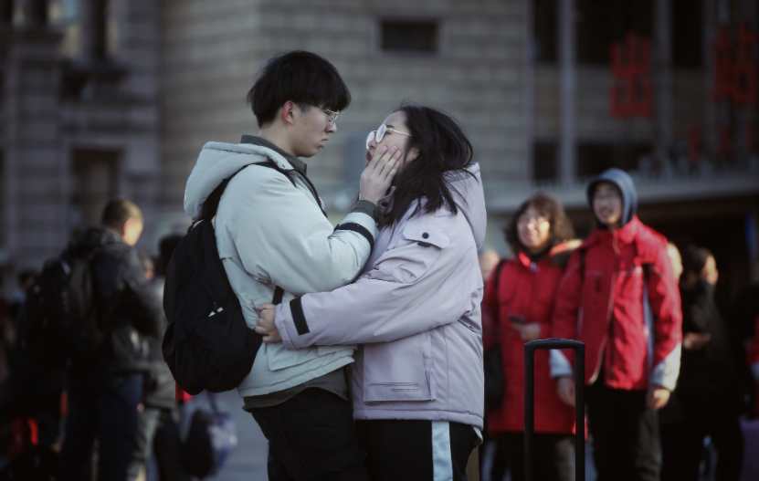 大学生“套路深”，为要生活费花样百出，花销不够的同学可以参考