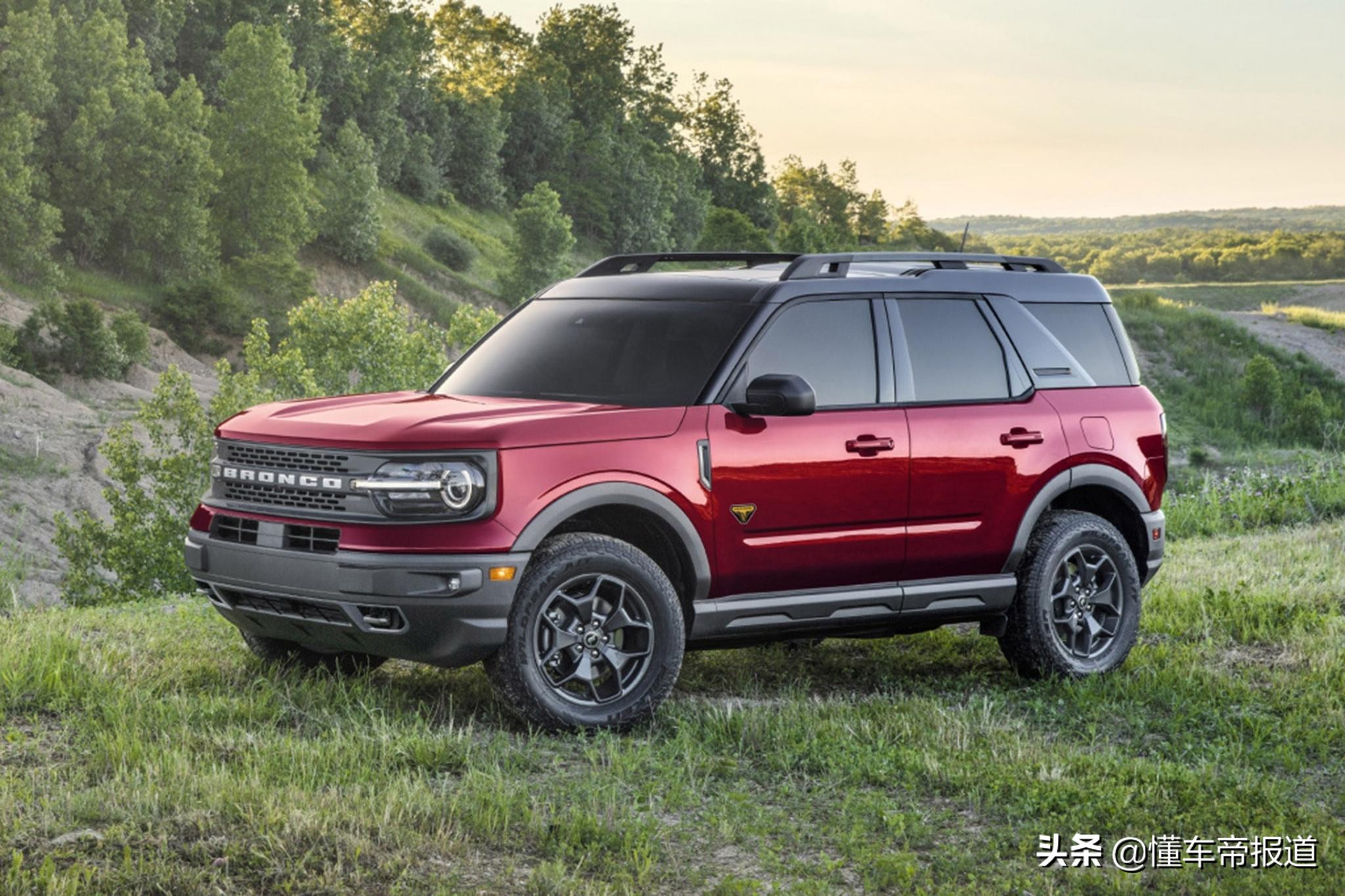 新车 </p><p>　　 售价约合人民币17万，锐际姊妹车，福特Maverick第一版发布