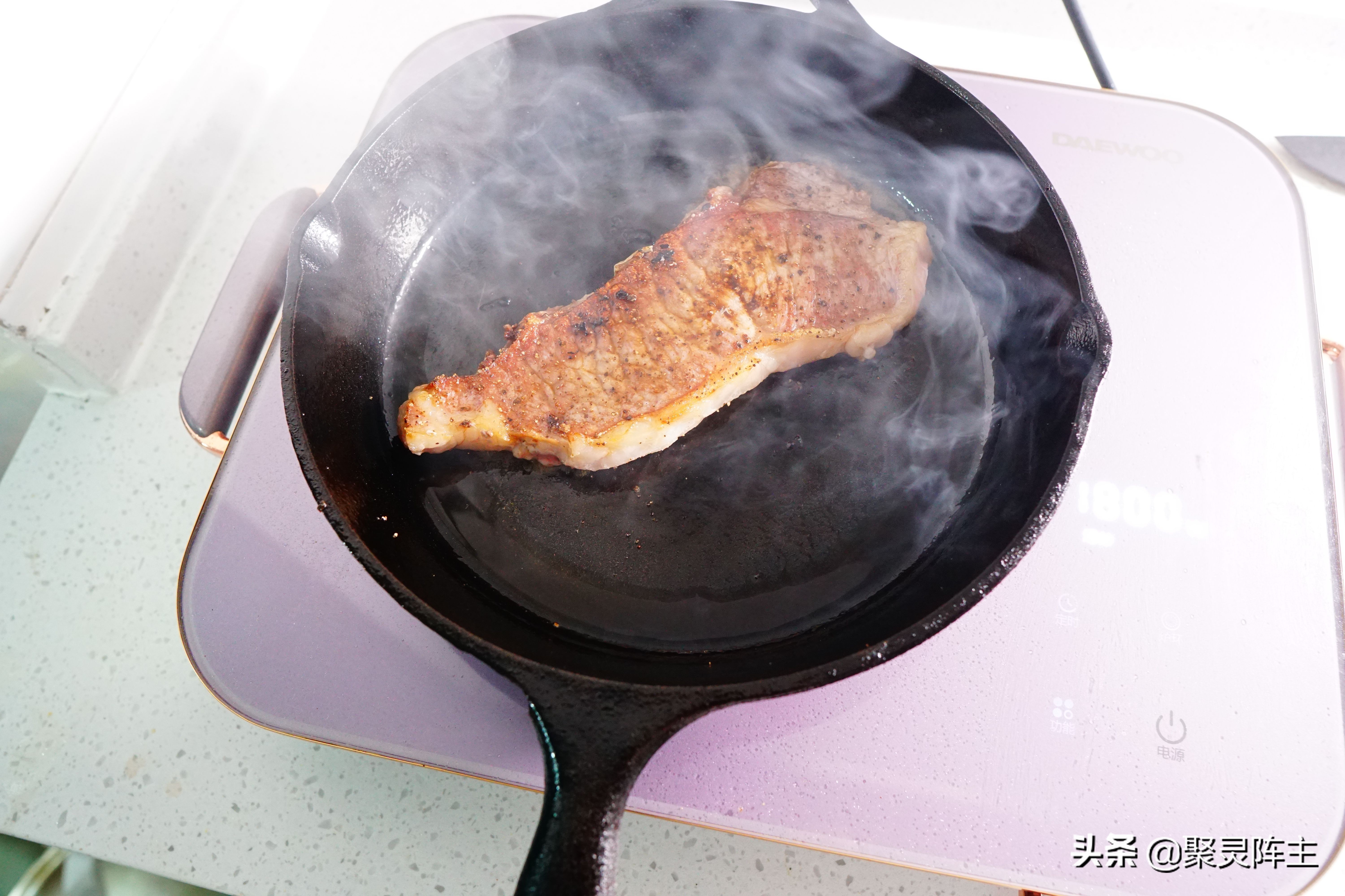 京东囤的牛肉生鲜如何变成美味料理，且看大宇电陶炉的神奇魔法