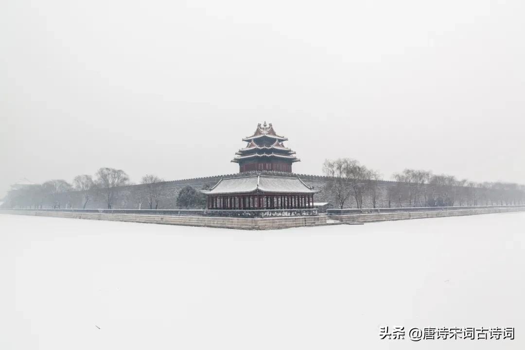 雪，亦是春色