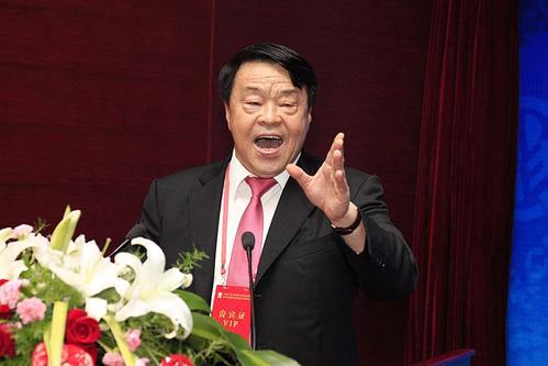 历届济南首富多不是济南人，如今54岁云南妹子，成为新科济南首富