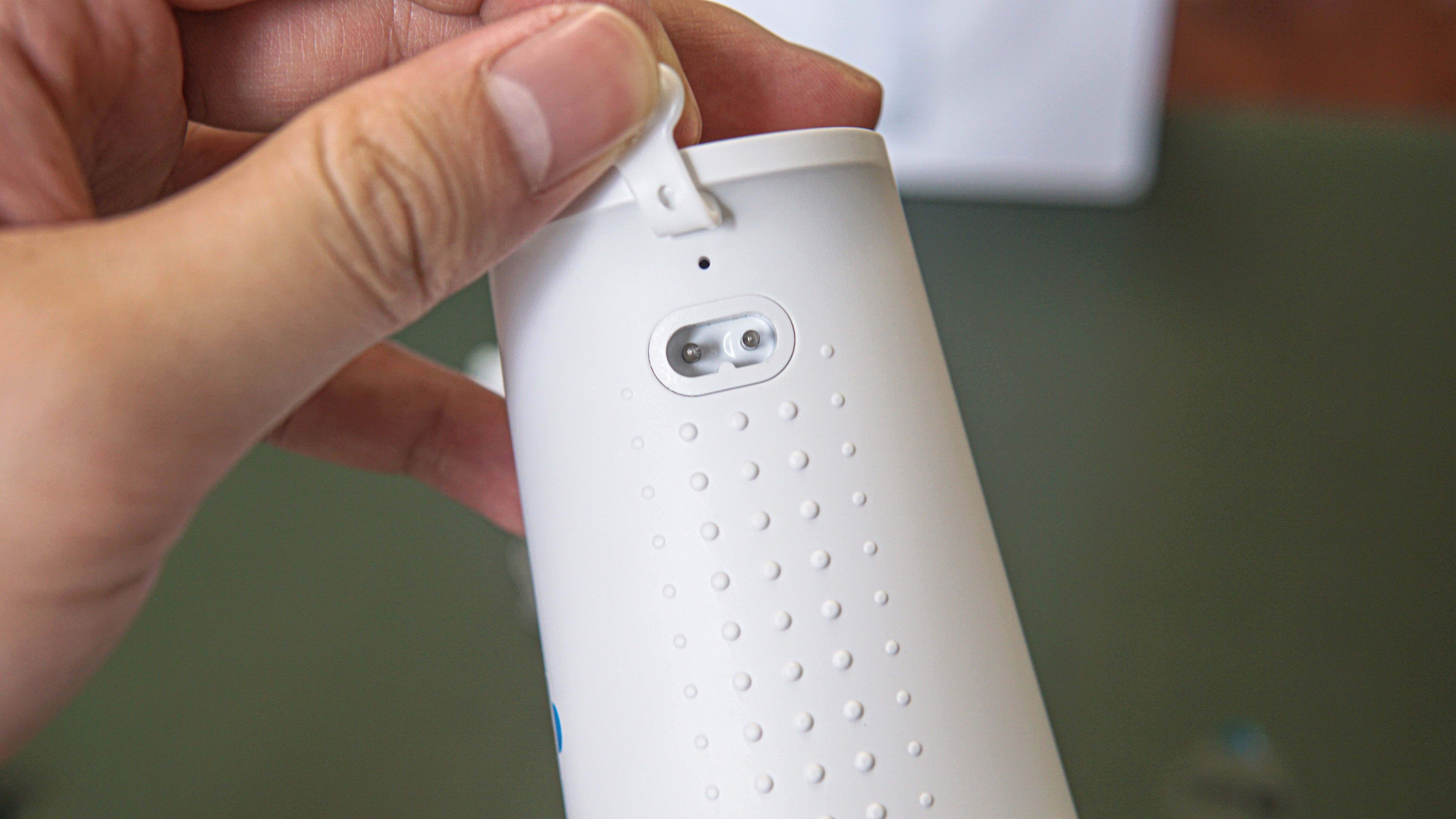 牙齿缝隙牙刷清洗不到怎么办，你需要一个Flosmore冲牙器