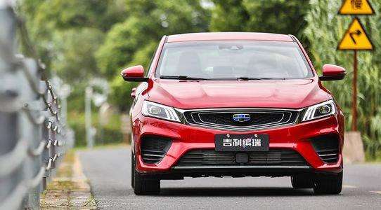 在校大学生推荐买什么车？这几个你必须要看，因为都是钱