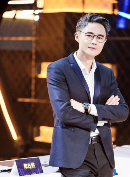 武大教授周玄毅的“高级猎艳”史，流氓不可怕，就怕流氓有文化