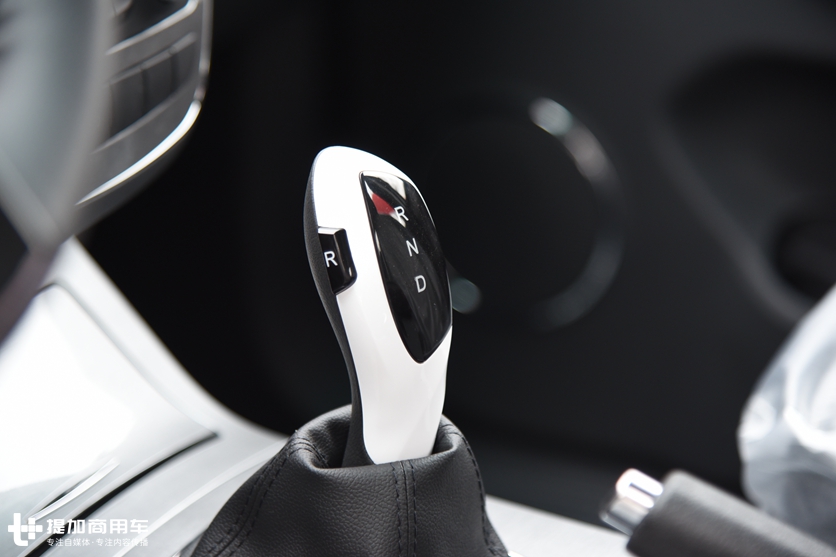 江淮全系电动物流车上市，还有电动皮卡，最大续航都超过400公里