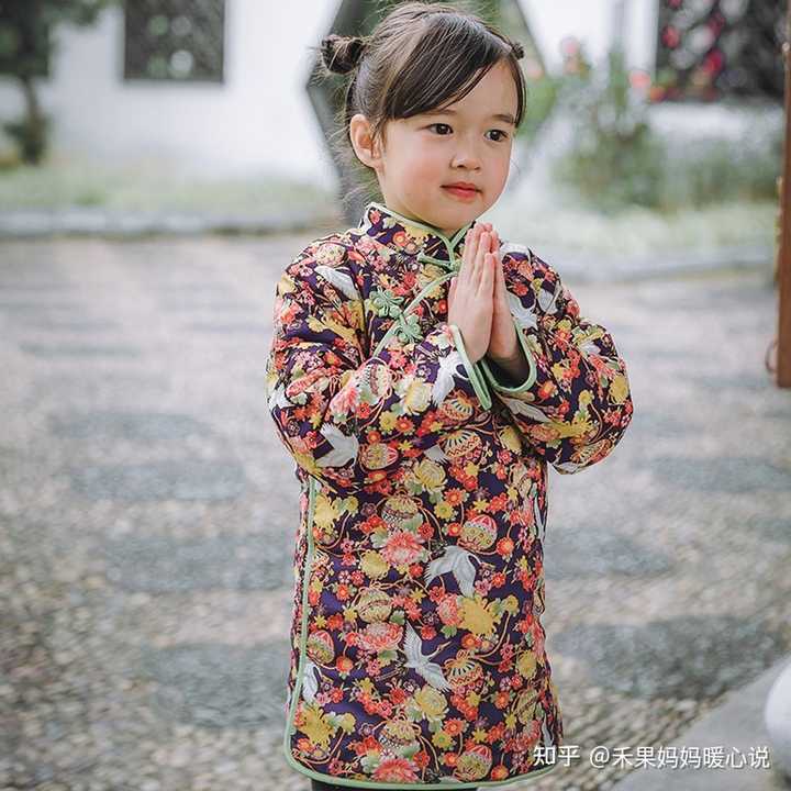 不生女儿不知道现在的童装有多美！各品牌拜年服大盘点，快上车