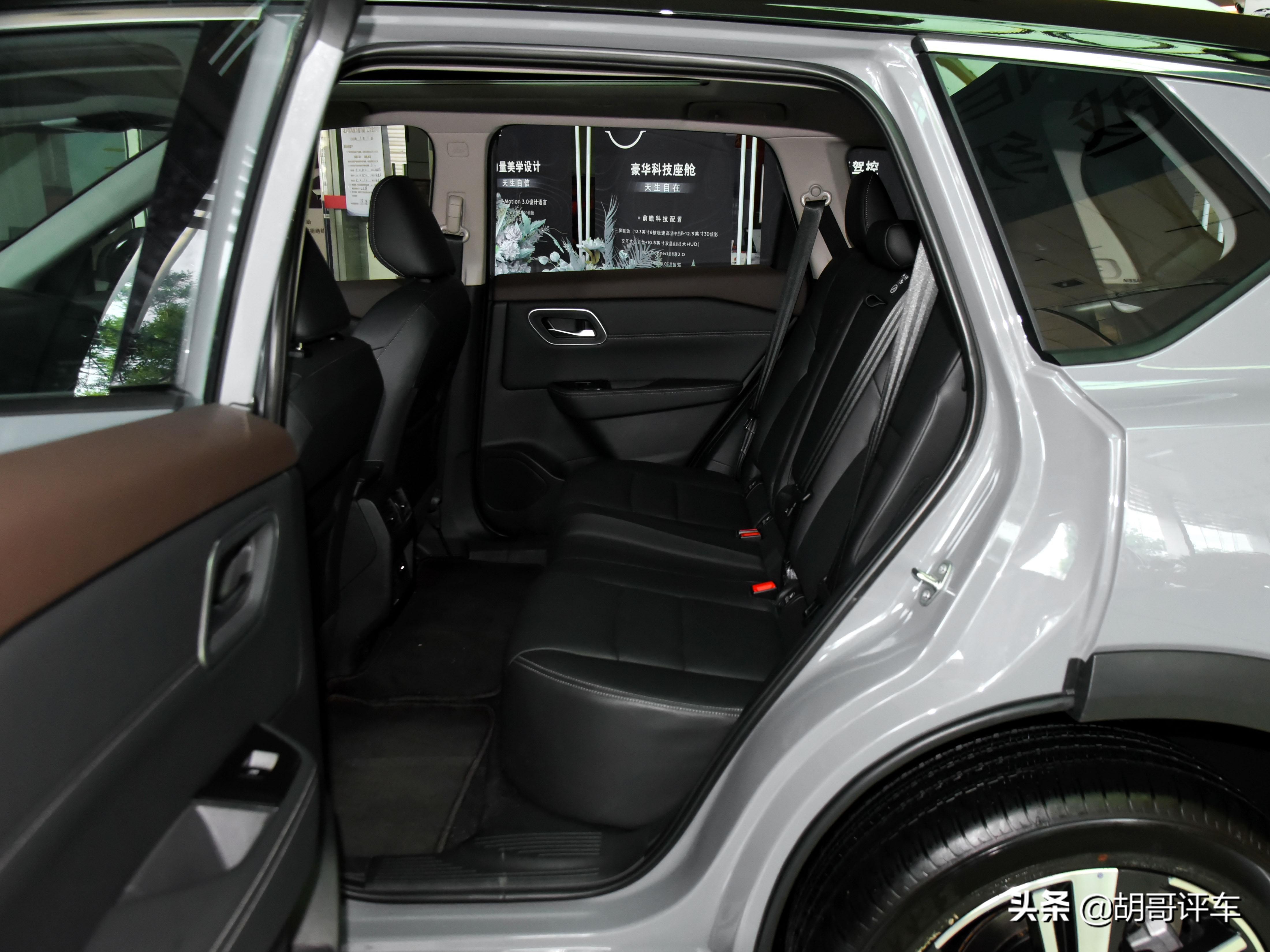 日本合资的紧凑型SUV，1.3T配四驱，配置不错，实拍奇骏