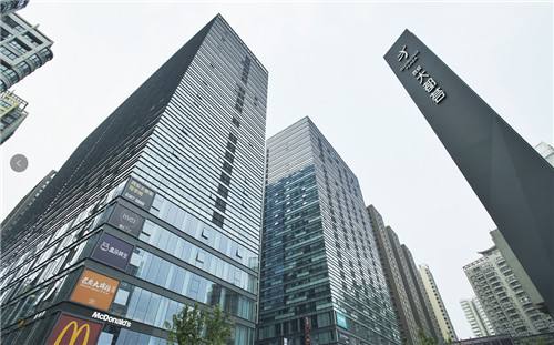 一起逛街吧！来西安玩这几家商场一定不能错过！送你一套攻略指南