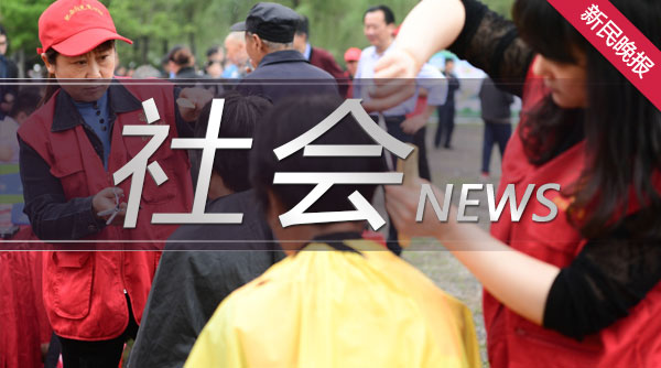 今晨浦三路兩車相撞 一輛SUV四輪朝天