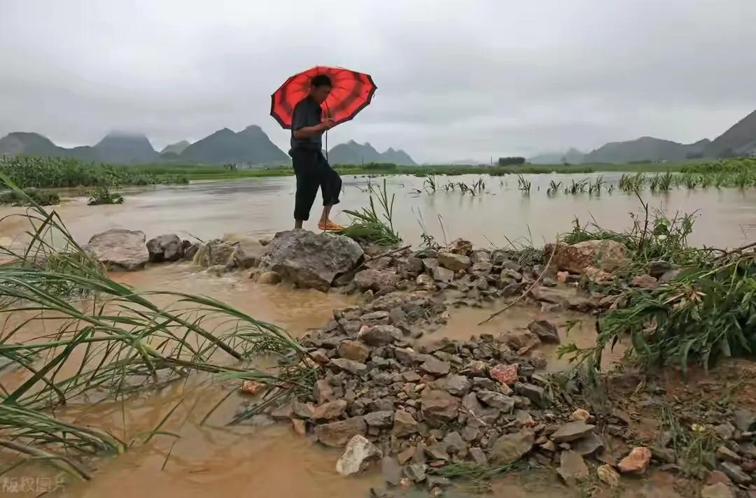 今日七月半，七月半这天降雨有什么预兆，看看老祖宗怎么说