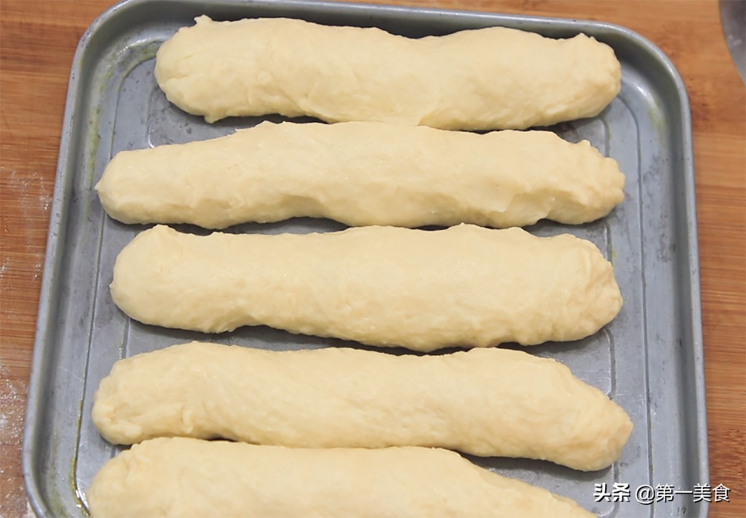 烤箱做面包简单方法（最简单实用的家常烤面包）