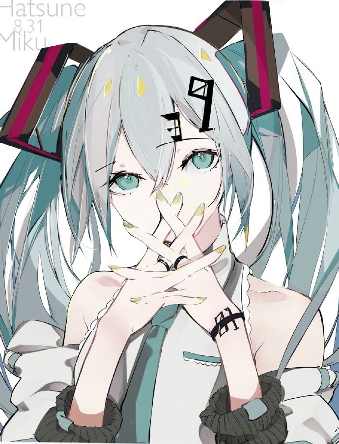 這位畫師偏愛白毛美女，也畫過初音未來，不過是本來的發色