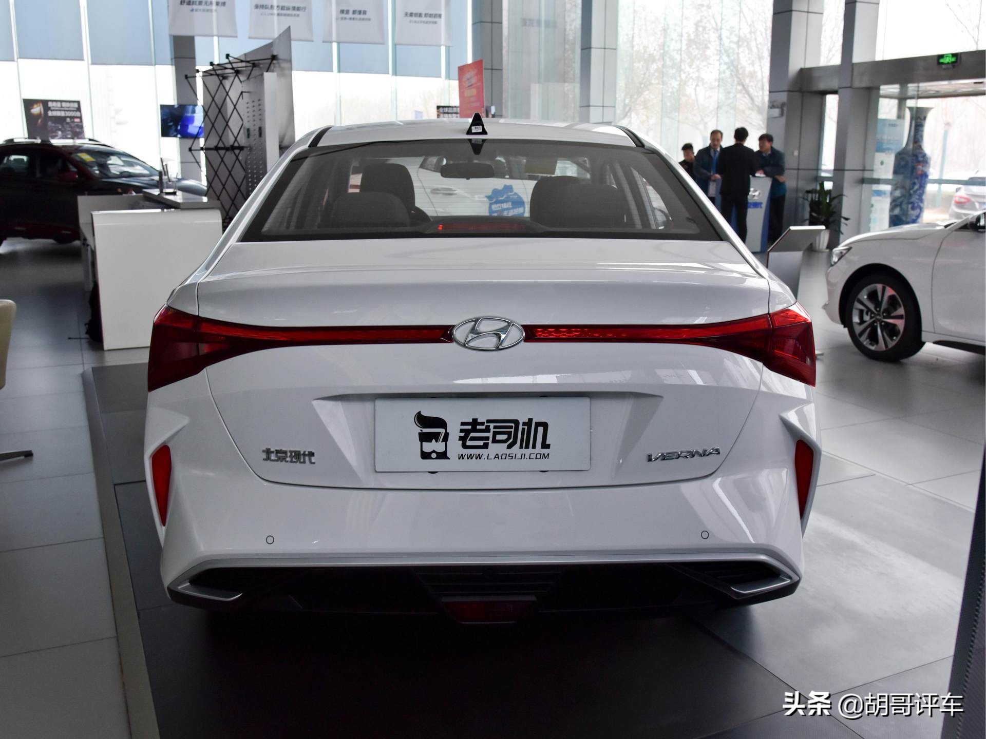 外观跟上时代，价格很合适的合资轿车，实拍现代悦纳